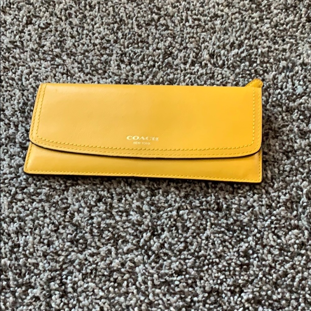 Coach wallet